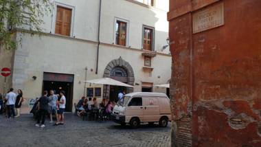 Dreaming Navona Rooms