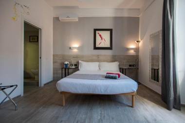 Raffaela's Suite & Rooms Vatican Guest House