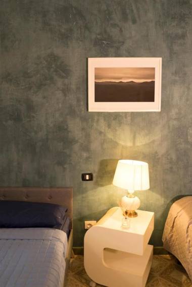 Trastevere Corner Eight