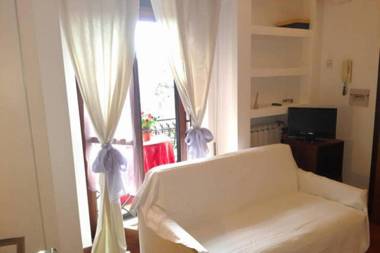 StPeter's Mirkolgapartm