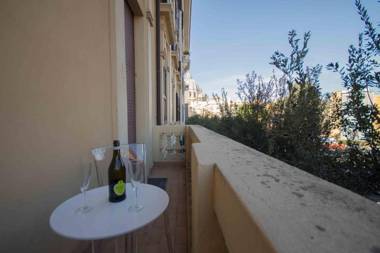 Stazione San Pietro 20 Apartment