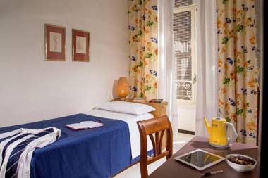 Roma Central Guest House