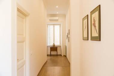 Prestigious Apartment via Barberini