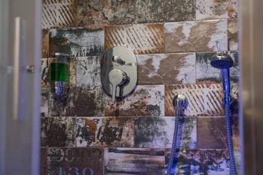 Navona Jacuzzi Rooms