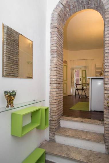 Trastevere Intimate Apartment