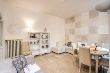 Colonna Suite - Rome Via del Corso Big Apartment
