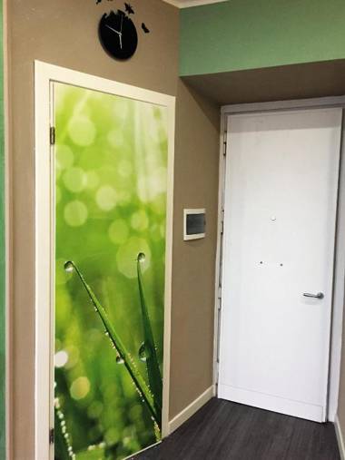 GREEN butterfly house holiday