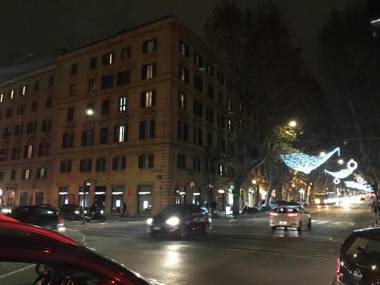 COLOSSEUM LUXURY ROOM