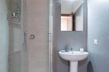 A World Aparts - 40 Sforza