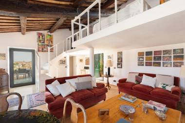 Farnese Stunning Penthouse | Romeloft