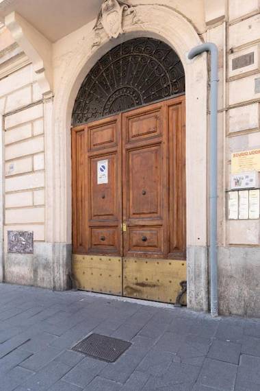 Rome As You Feel - Vittorio Colorful Design Apartment