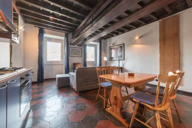 Colosseo & San Clemente Cozy Flat