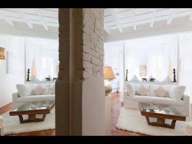 BBHOMEROME - Navona Luxury Suite