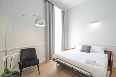 Gemini Suites Navona