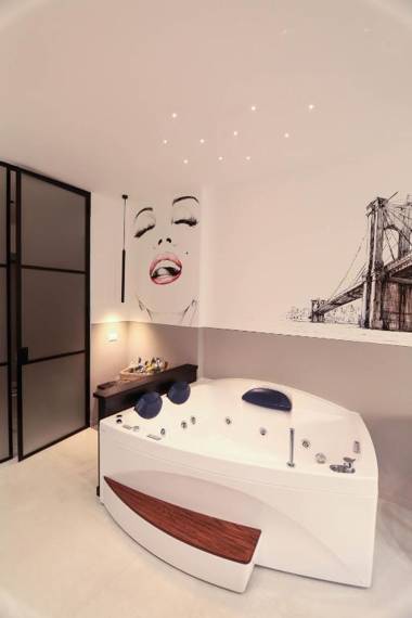 O.Effe. Suites / Vatican