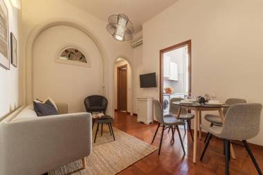 Lively Roma Trastevere renovated apartment - AC/Wi-Fi
