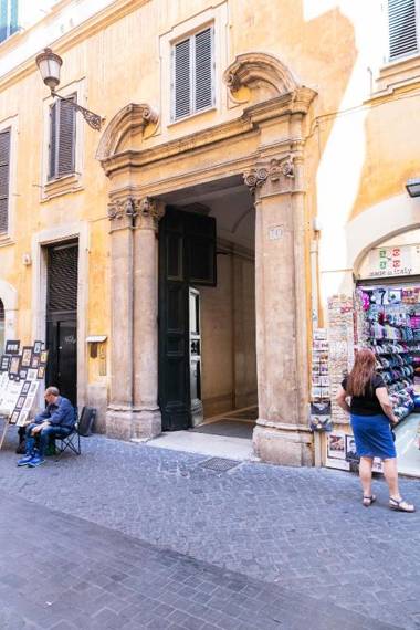 Casa Bella Adriano's Temple