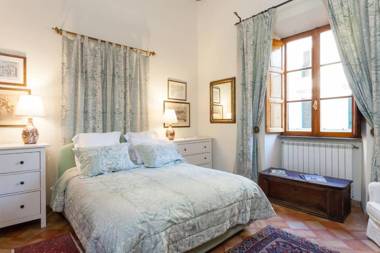 TreasureRome Luxury Collection Daphne Terrace