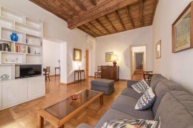 A peaceful retreat 2 minutes from Piazza Navona - FromHometoRome
