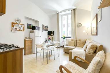 One bedroom appartement with city view and wifi at Roma