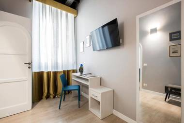 La Finestra su Fontana di Trevi - Charming View