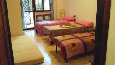 B&B METRO' CENTRAL LINE - Spagna Square in 18 minutes by tube--- reg Lazio 11644