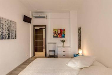 Ml Apartment - Caracalla 2