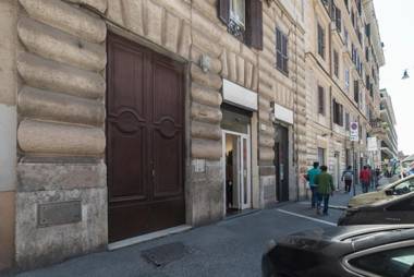 Piazza Vittorio NETFLIX Apartment