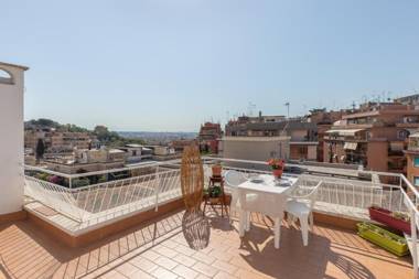 iFlat Shiny Penthouse in Balduina