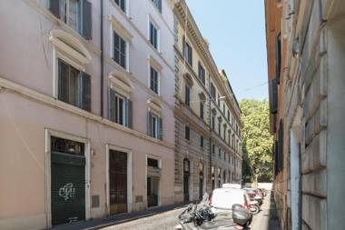Piazza del Popolo Elegant Apartment