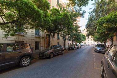 Rione Prati Apartment - MM Lepanto