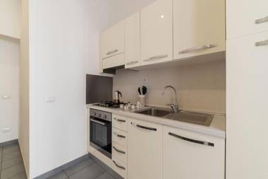 Porta Pia & Villa Torlonia Apartment with Balcony