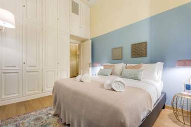 Splendid Home Pantheon