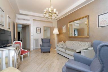 Deco's Place Roma Teodora