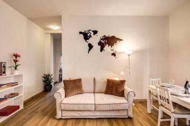 Aura Paradise Apartment