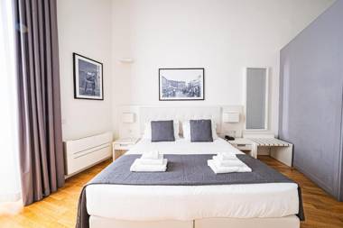 CAPITALS LUXURY River