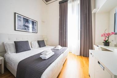 CAPITALS LUXURY River