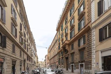 Porta Pia and Villa Torlonia Quiet Apartment