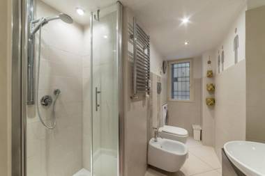 Porta Pia and Villa Torlonia Quiet Apartment