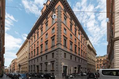 Termini Central and Elegant Apartment