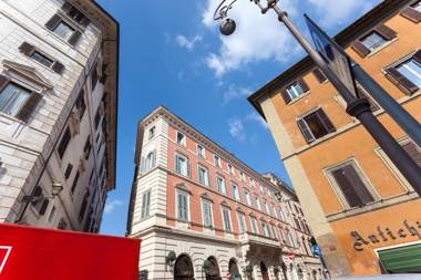 Rome As You Feel - Fontanella Borghese Luxury Apartment