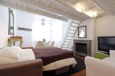 Monserrato Apartament