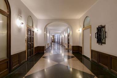 A World Aparts - 504 Corso