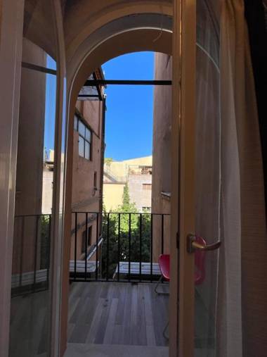 Flaneur - Rooms & Suites by Visconti