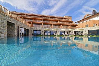 Tratterhof Mountain Sky Hotel