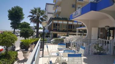 Hotel Ideal New 2022