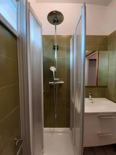 BeeLiving Room&Breakfast