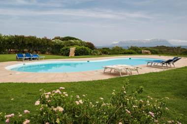 Spiaggia Bianca Pedra Rosa