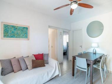 Attractive Holiday Home in Marinella with Patio