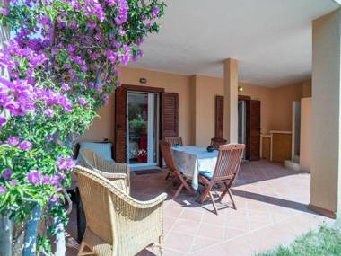 Attractive Holiday Home in Marinella with Patio